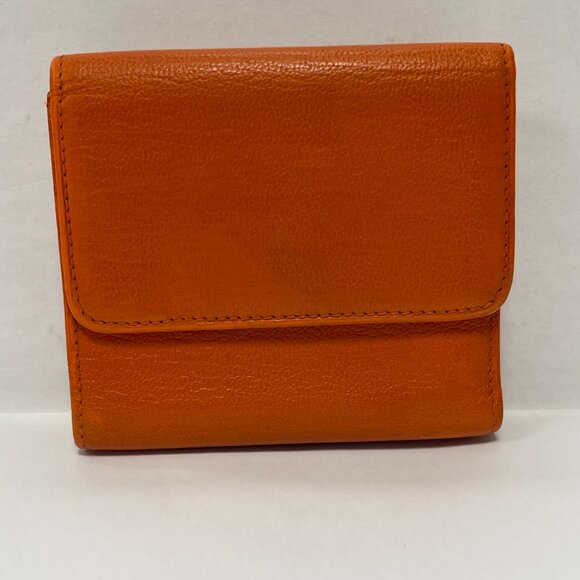 CHANEL Coco Mark Vintage Series 7 Orange Leather Compact Wallet - Preowned - Picture 2 of 16